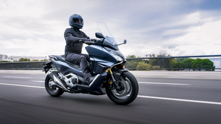 Αποκάλυψη για το νέο Honda Forza 750